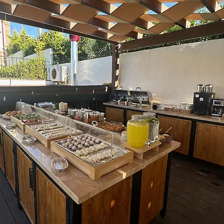 Apartahotel Oikos *