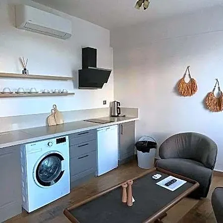 Hotel apartamentowy Oikos 4*