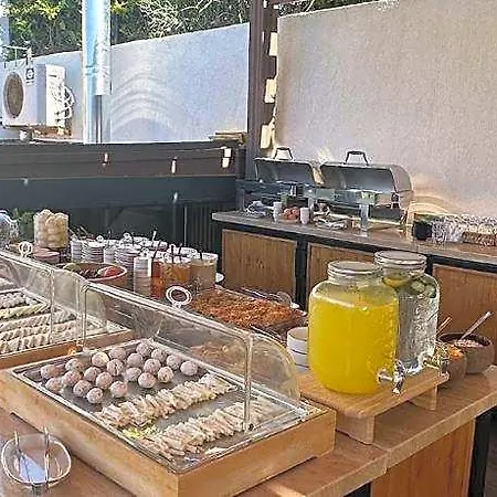Hotel apartamentowy Oikos 4*