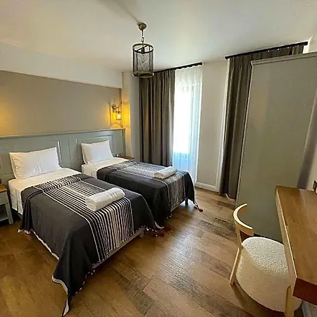 Oikos Hotel apartamentowy