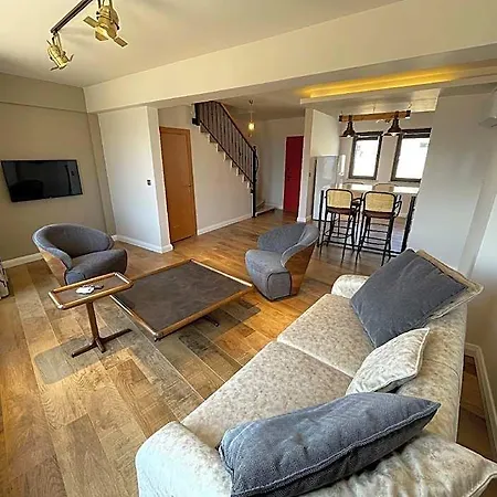 Oikos Hotel apartamentowy